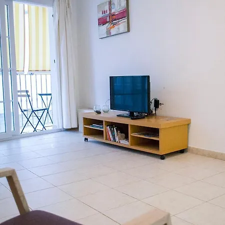 Apartment Apartamento Con Piscina Y Wifi En La Caleta